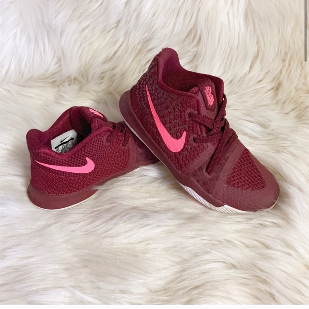 Little girls Nike sneakers size 10